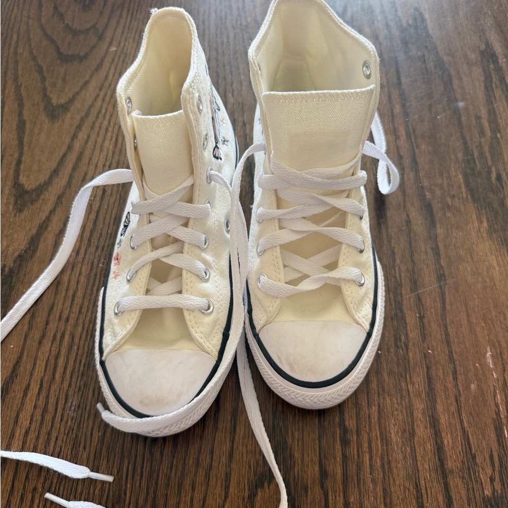 Converse Kids Cream High-Top Sneakers with Butterfly Design - Picture 4 of 5